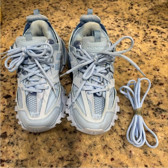 COPY Balenciaga Track Runner Light Blue Low Sneaker Size 7 - Picture 4 of 6